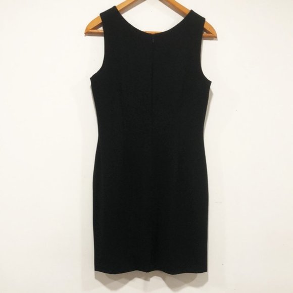 Liz Claiborne simple black shift dress lined 🖤 - Picture 4 of 4